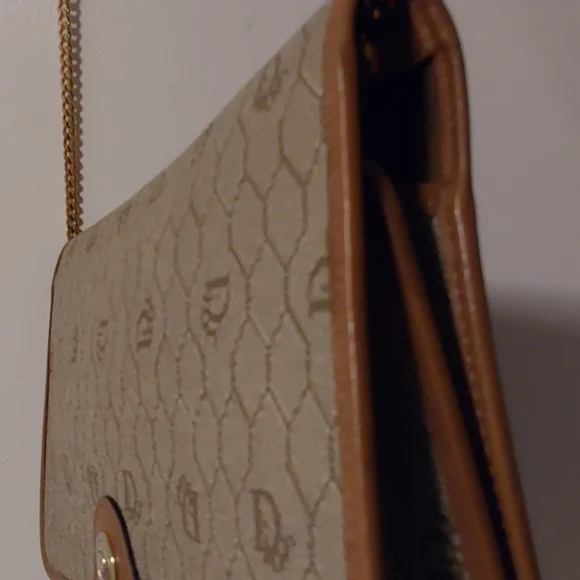 Christian Dior Signature Honeycomb Monogram Purse With Original Chain Strap - Picture 8 of 16